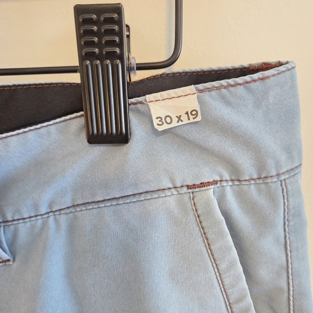 Quiksilver Men’s Blue Distressed Shorts Size 30 Surf Skate - Picture 4 of 9